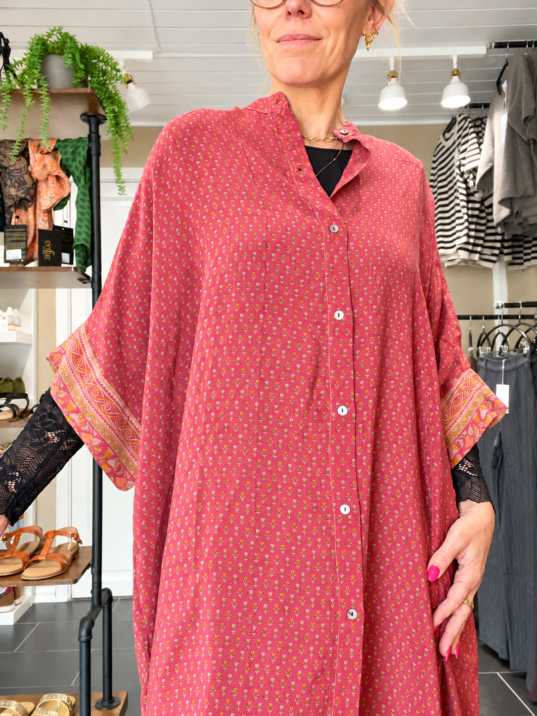Diva Tunika Onesize – rød – 100% Genanvendt Silke – Cofur Denmark