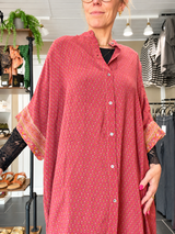 Diva Tunika Onesize – rød – 100% Genanvendt Silke – Cofur Denmark