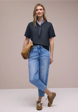 Street One Shadowed Navy bluse med korte ærmer
