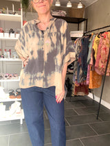 Eksklusiv silkebluse i vintage sari silke