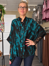 Cofur unika Diva Blouse petroleum i pre-loved indisk sarisilke
