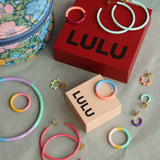 Minimalistisk lilla hoop