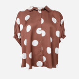 Black Colour mocca dot bluse med hvide prikker