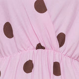 Feminin pink kjole med V-hals