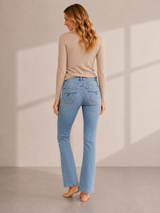 Jonny Q Jeans – P681 X-Fit Stretch i Lys Blå med Vidde Ben og Høj Talje