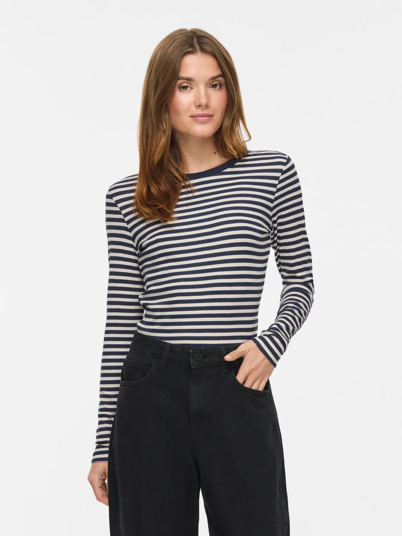 VILA langærmet ribtop i Navy Stripe