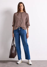 Street One damebluse med tern og flæser ved halsen