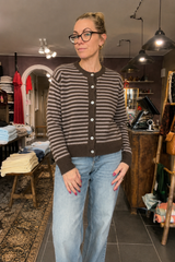 Black Colour Coffee cardigan med rund hals og knapper
