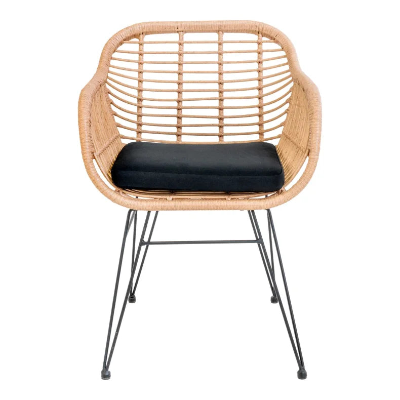 Rattan stol natur med hynde og sorte ben