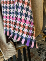 Street One Cosy Houndstooth 572316 – langt houndstooth-tørklæde med frynser