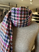 Street One Cosy Houndstooth 572316 – langt houndstooth-tørklæde med frynser