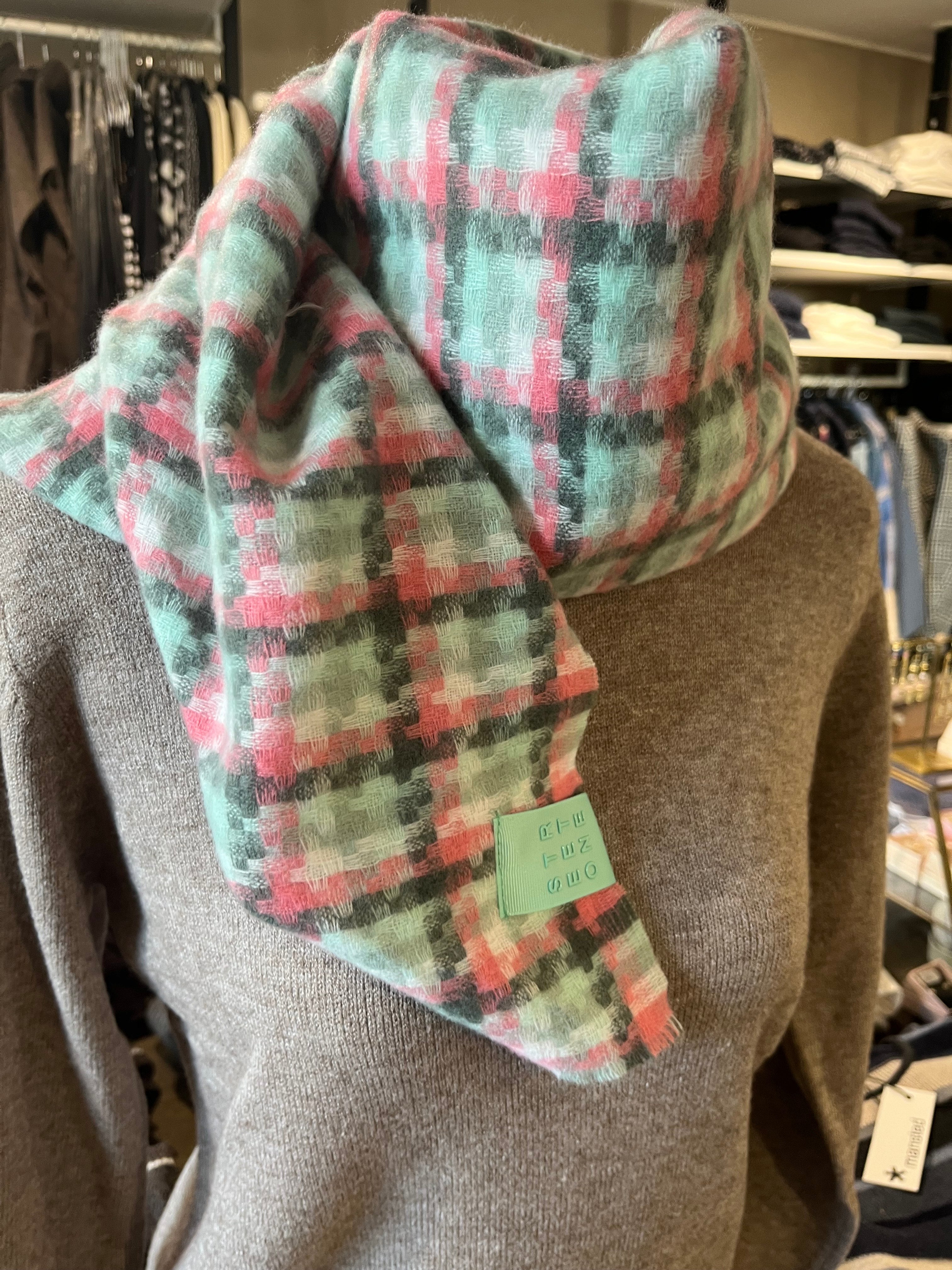 Street One Triangle Mini Check 572155 – trekantet tørklæde i Multicolor/Rose, 100% genanvendt polyester