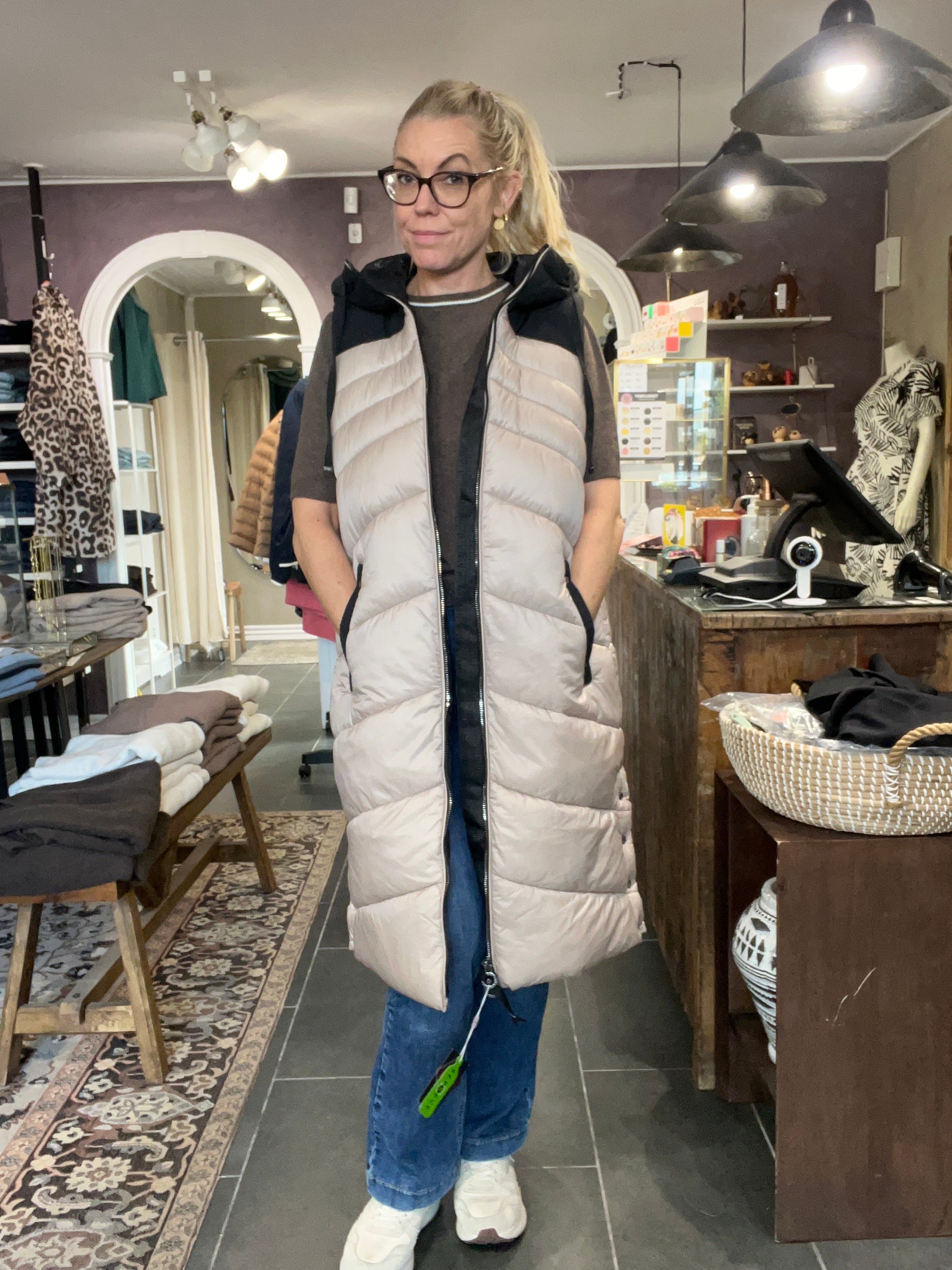 Street One Long Padded Mat Mix Vest 220195 i Light Iced Gold – lang polstret vest i mat mix-look