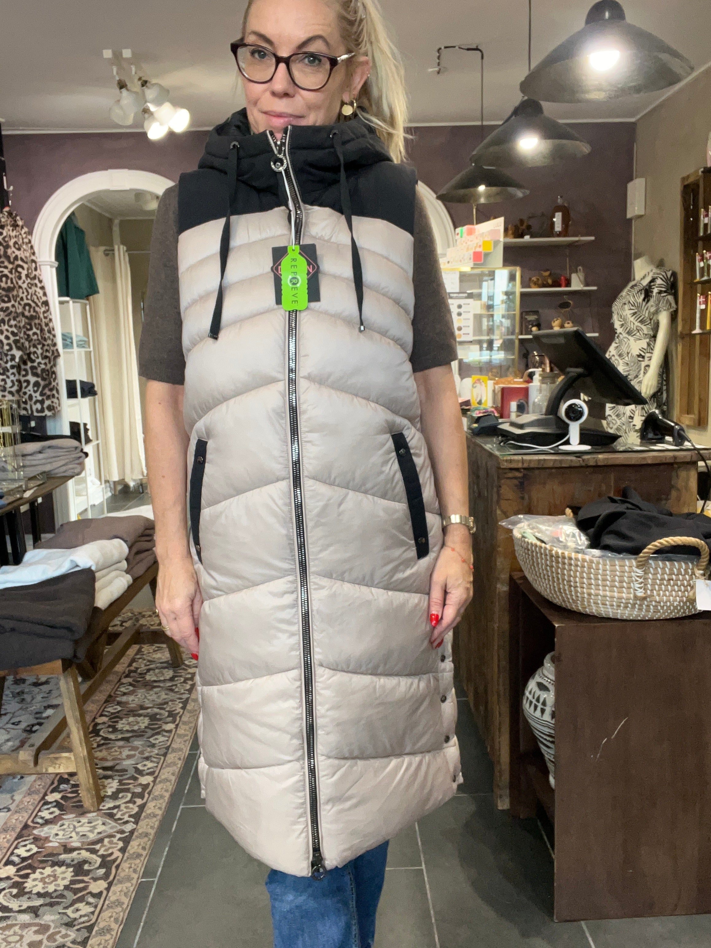 Street One Long Padded Mat Mix Vest 220195 i Light Iced Gold – lang polstret vest i mat mix-look