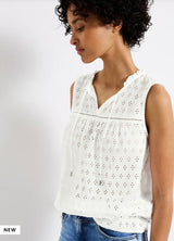 Street One - hvid top broderie anglaise
