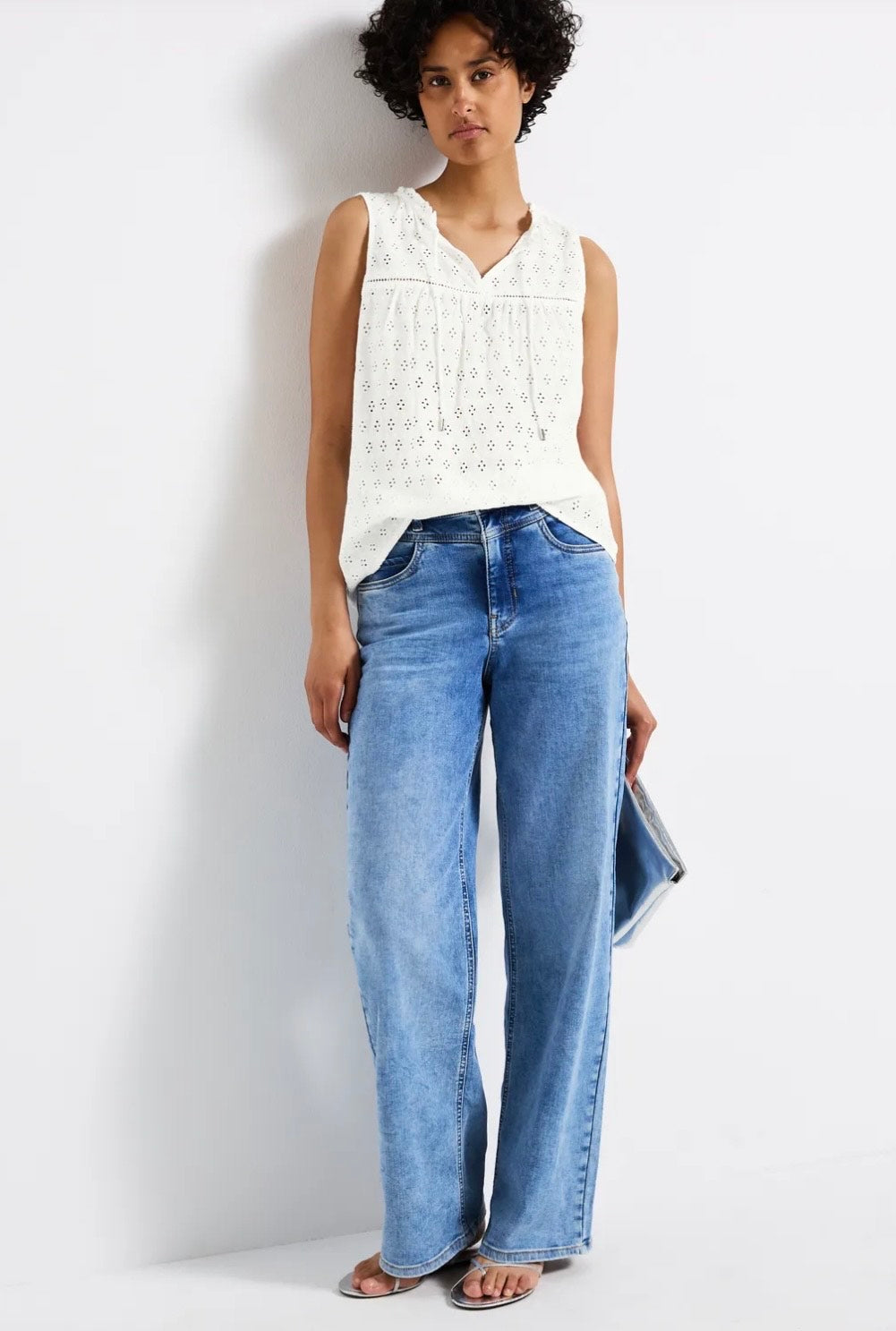 Street One - hvid top broderie anglaise