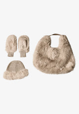 Feminin Street One vinterhue i Soft Sand Melange med fake fur