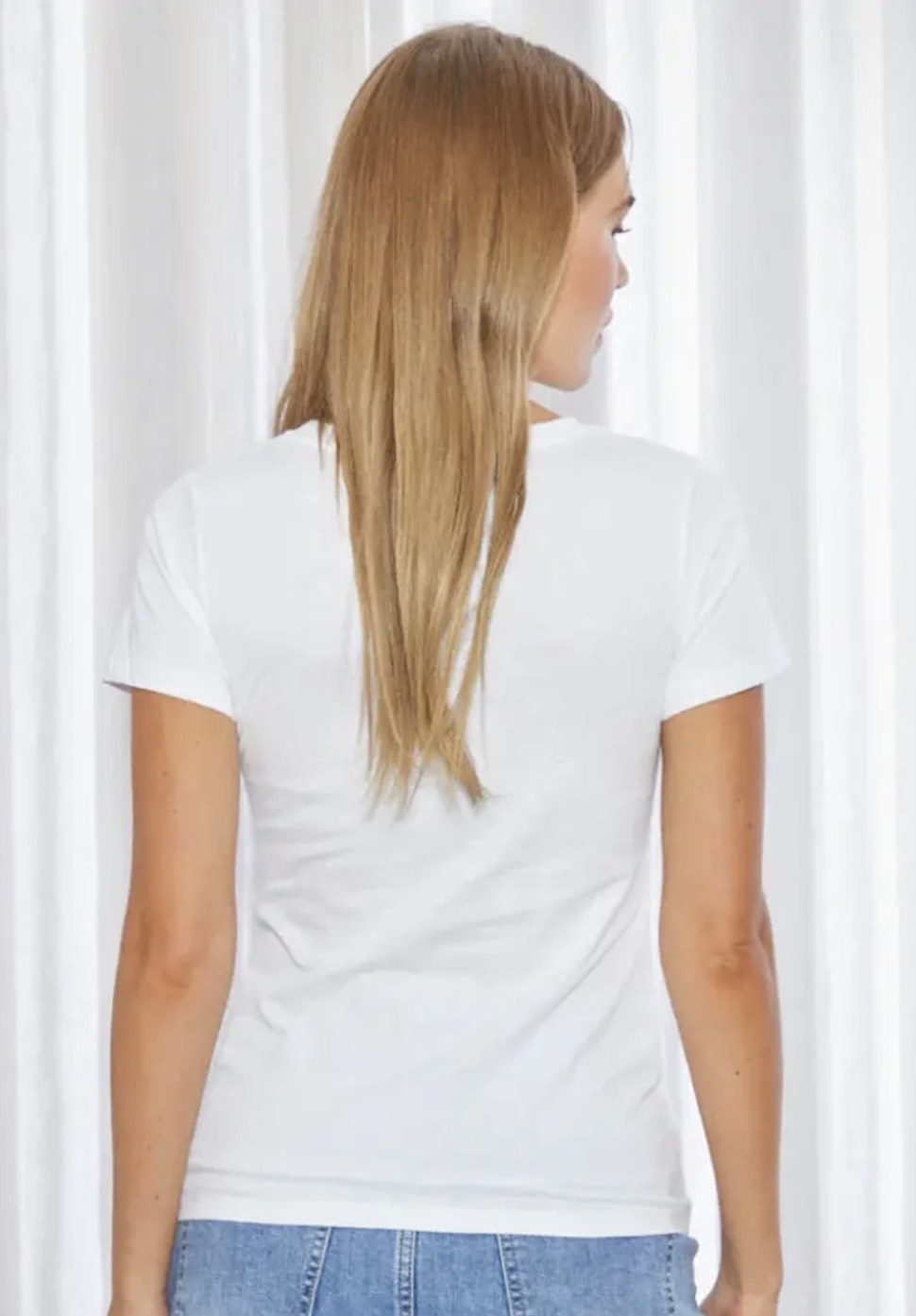 Blød dame t-shirt med korte ærmer og rund hals