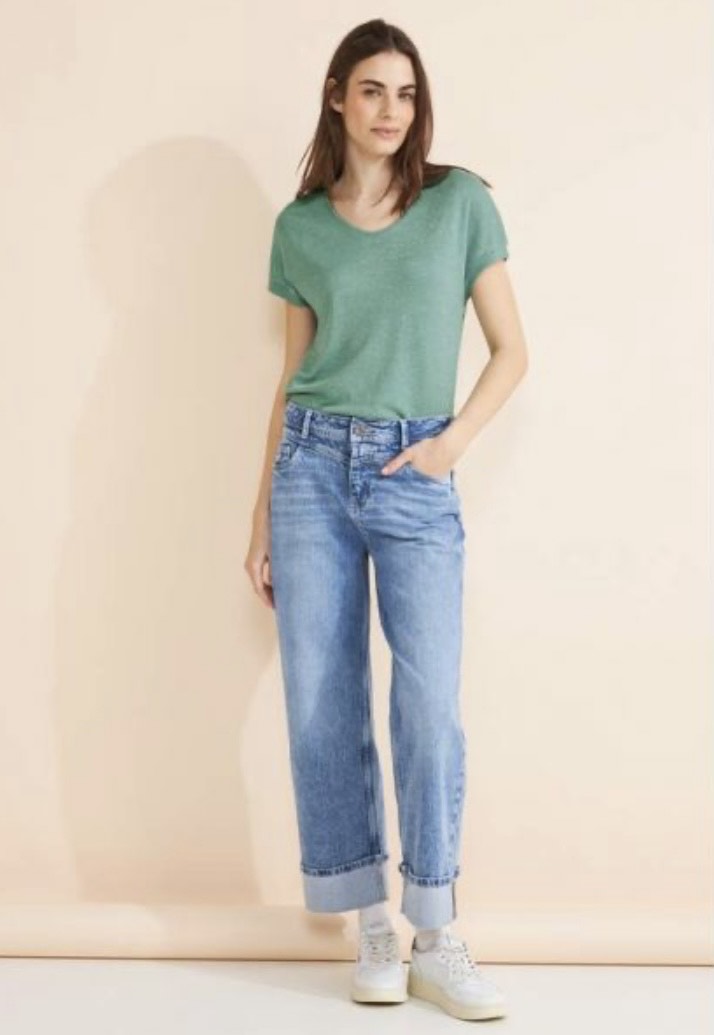 Street One V-neck shiny shirt 321147 i skinnende finish