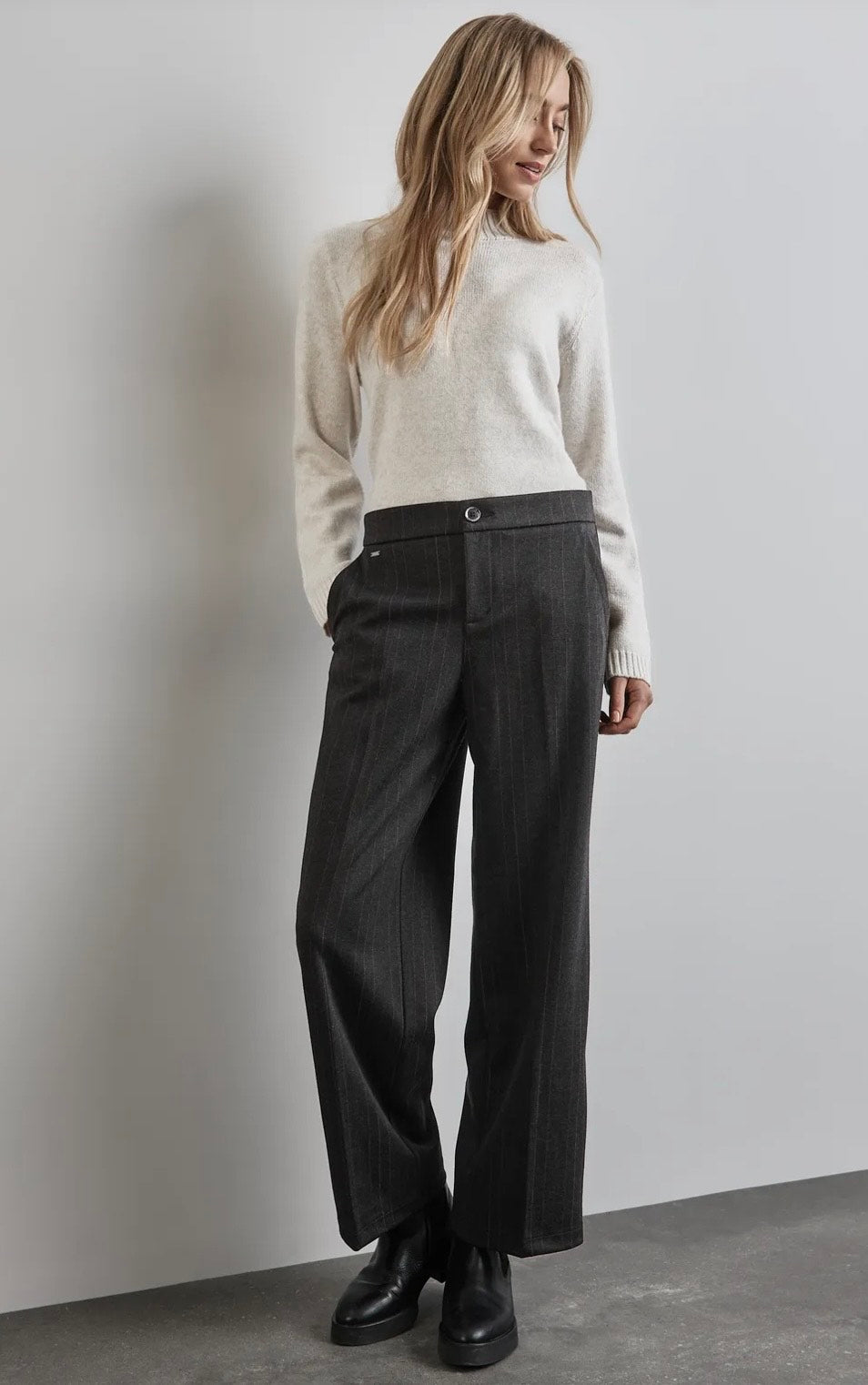Street One - Wide leg Needle Stripe HW