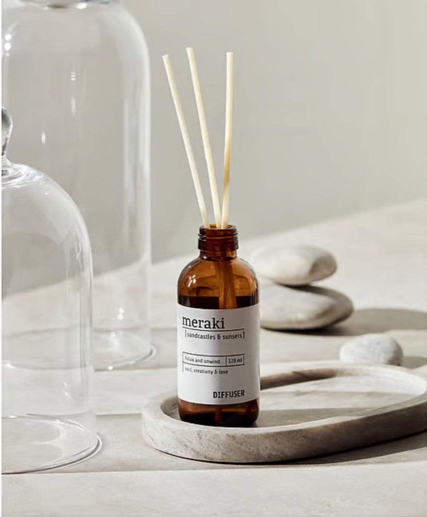 Meraki diffuser Sandcastles & Sunsets med 7 pinde – Naturlig og stilren duftfrisker til hjemmet. Køb hos butikbravos.dk