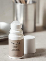 Meraki Deodorant Silky Mist 50 ml – Naturlig, aluminiumsfri deodorant med økologisk aloe vera. Skånsom pleje fra Meraki. Køb hos butikbravos.dk.