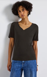 Street One T-shirt med hjerteudskæring 