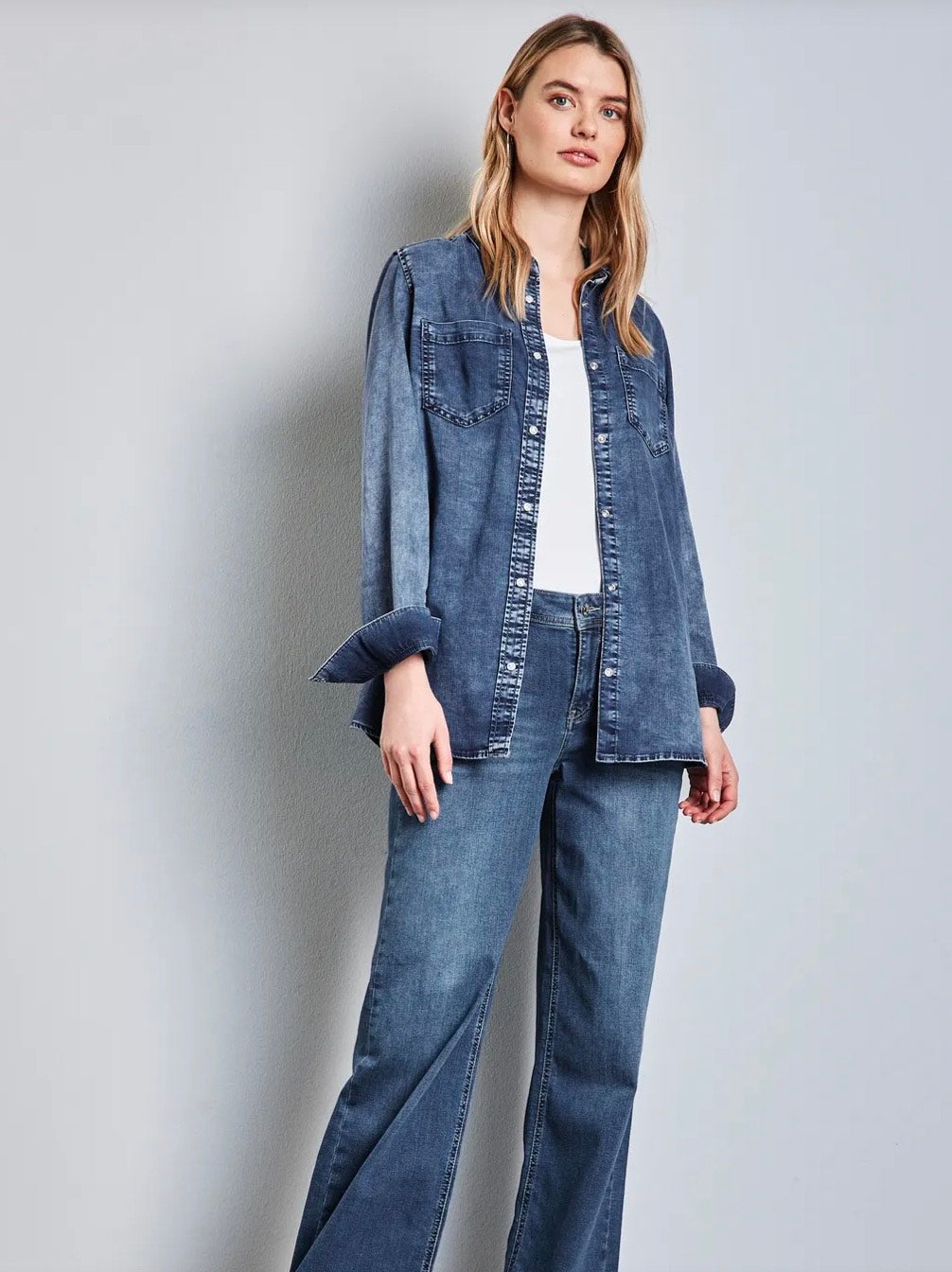 Denimskjorte med brystlommer og knaplukning – Street One 345325