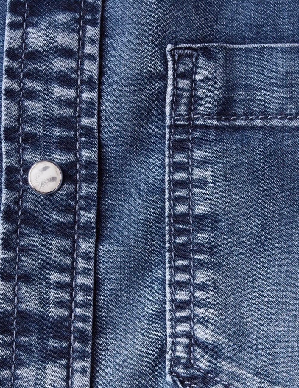 Denimskjorte med brystlommer og knaplukning – Street One 345325
