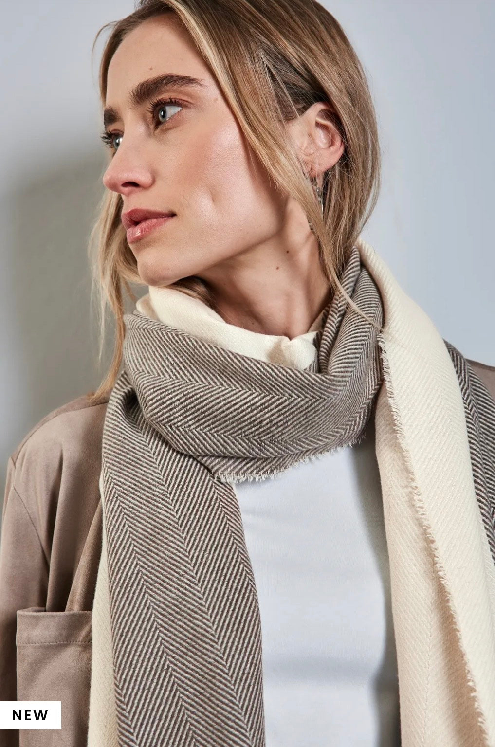 Street One - Blødt jacquard tørklæde - beige
