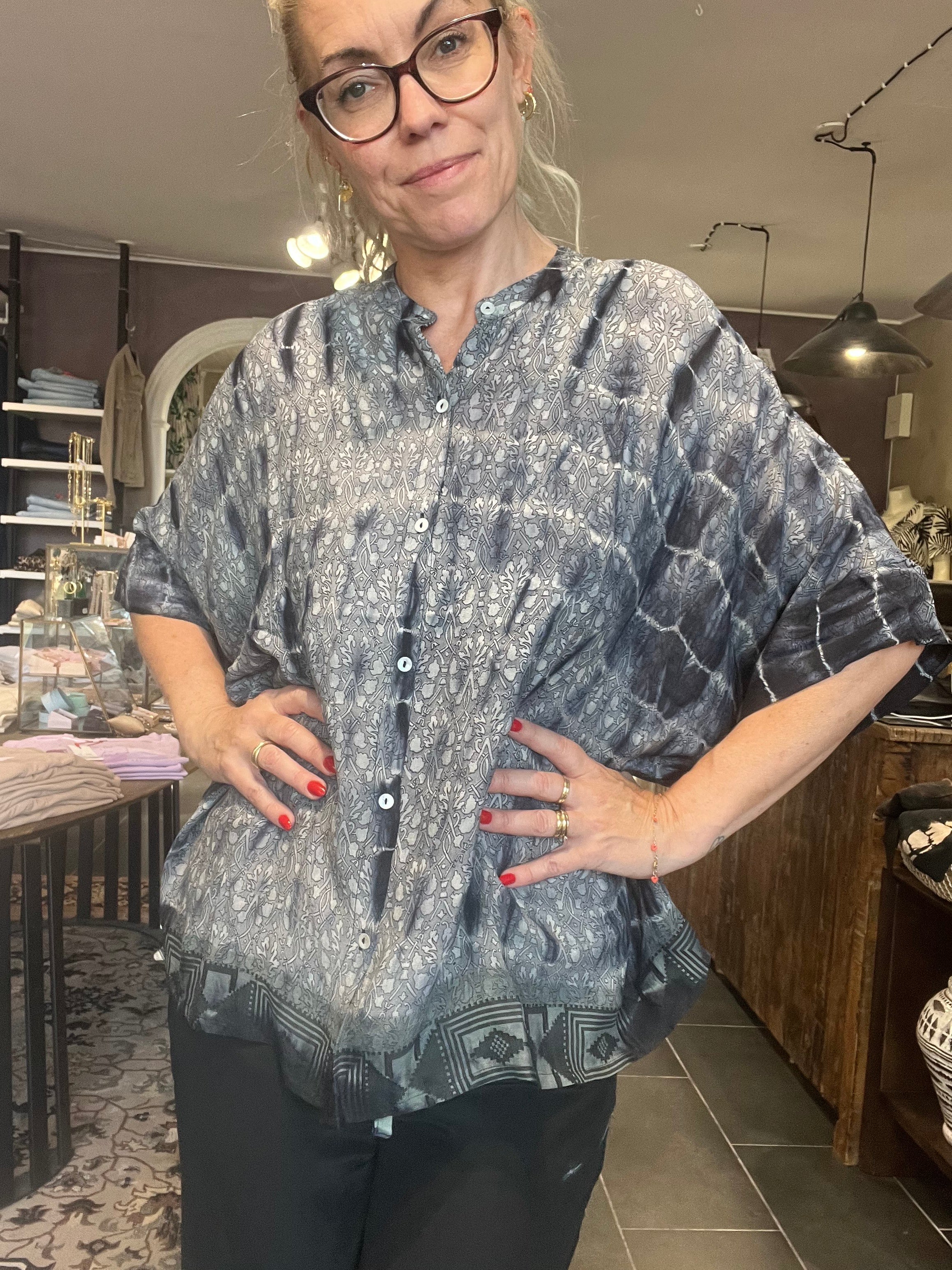 Vintage sari-silke med patina – Cofur Diva Blouse S65, unika