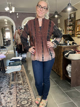 Upcyclet vintage sari-silke med unika mønster – City Blouse S156
