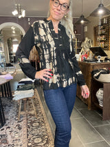 Cofur City Blouse S156 – sort/sand unika silkebluse i vintage sari-silke (S/M)
