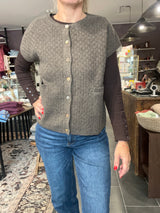 Strukturstrik vest med lommer – Mansted KOMMA Brown,