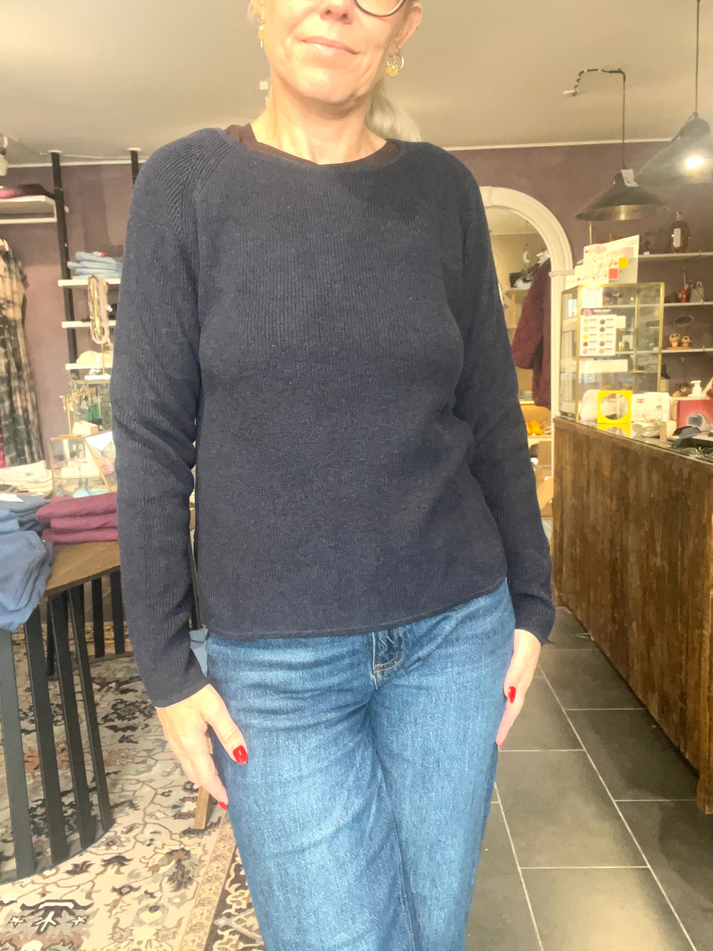 Mansted NECTARINE strik i 63 Navy – front