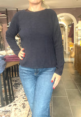Styling: Mansted NECTARINE i Navy med jeans