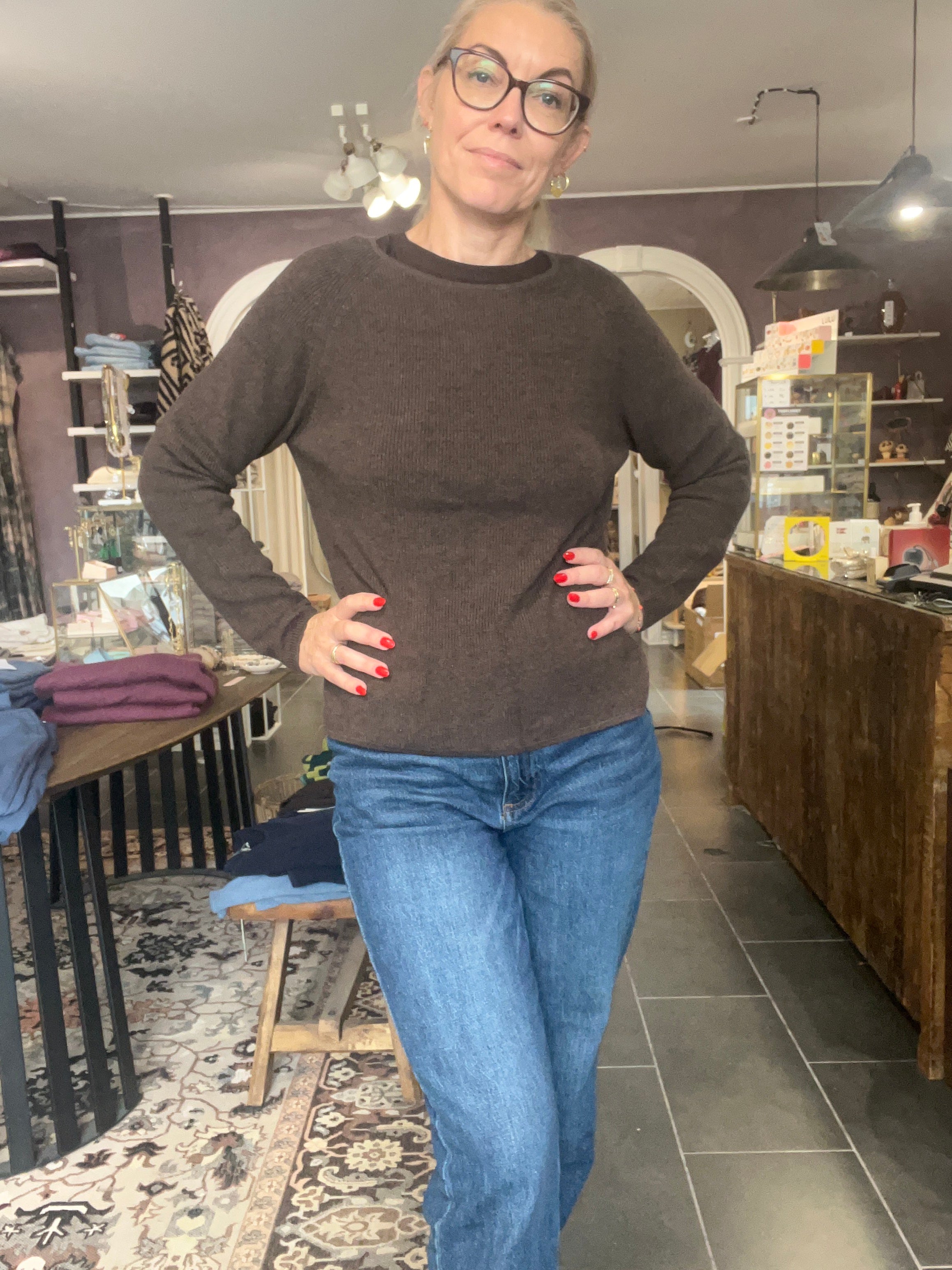 Mansted NECTARINE strik i 29 Dark Brown – front