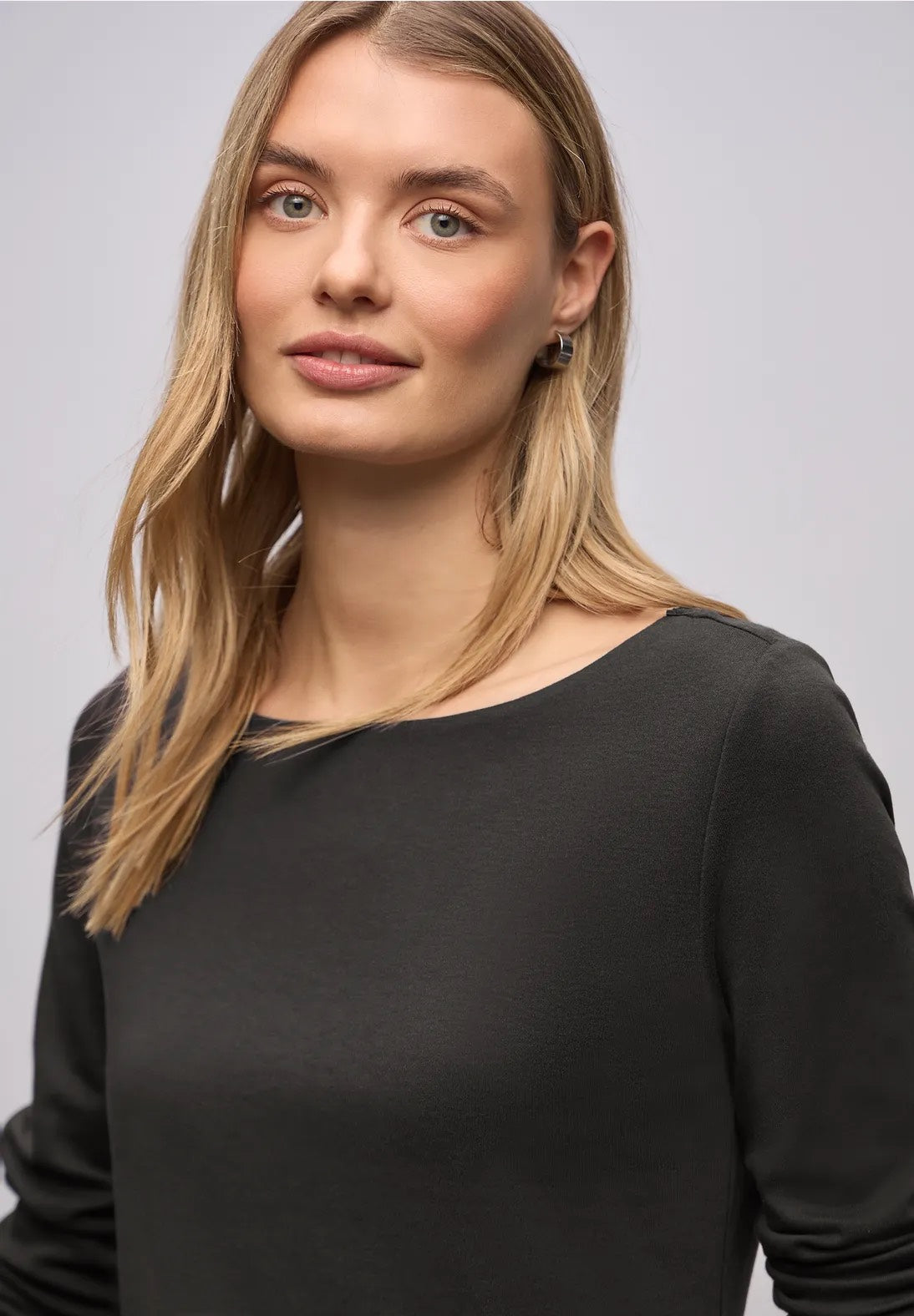 Street One Basic shirt New Lanea 324176 – langærmet bluse med bådhals