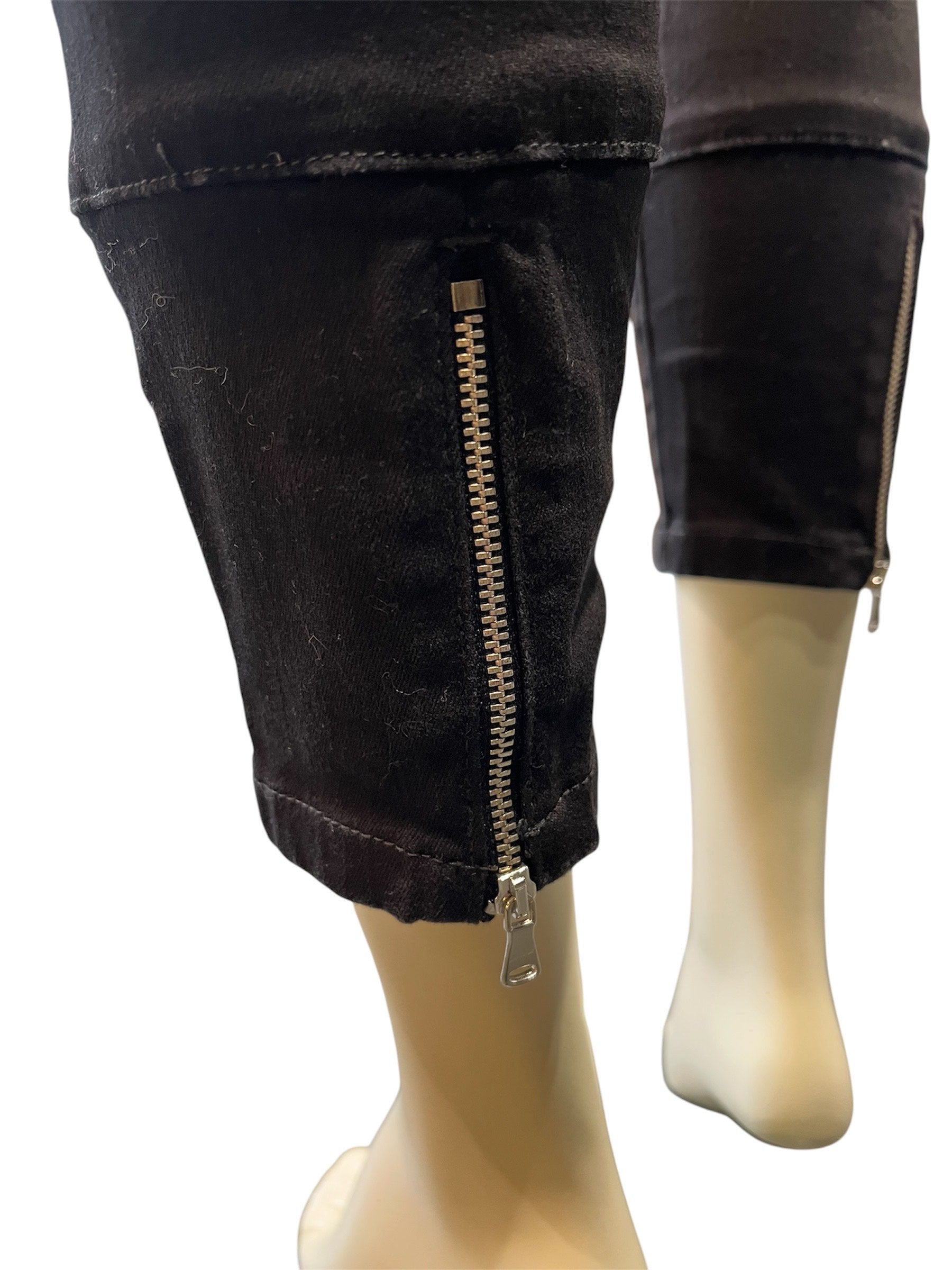 Jonny Q Jeans - Sort Capri buks med lynlås detalje