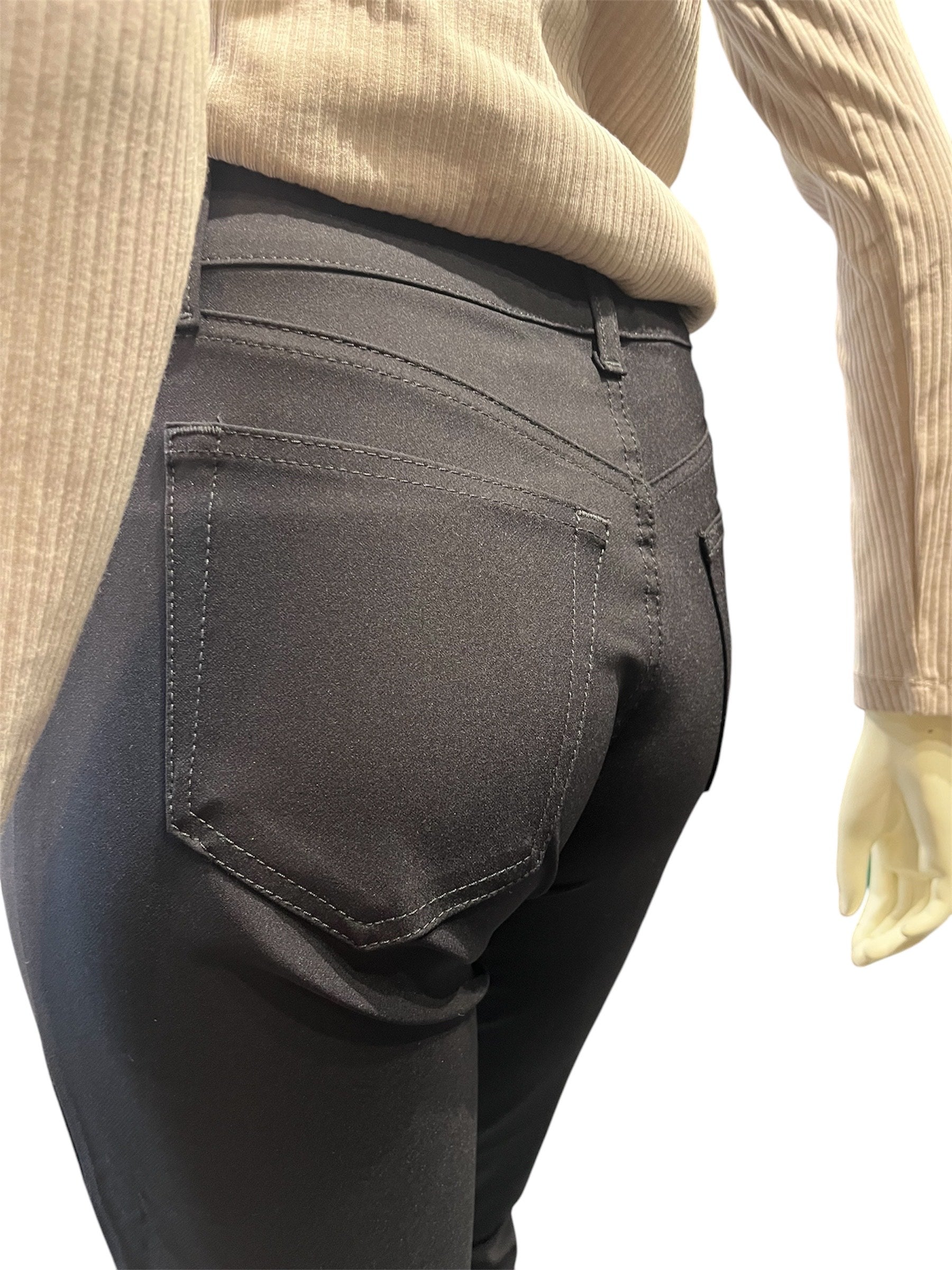 Rejsebuks fra Jonny Q – model P1399 i soft bistretch til kvinder