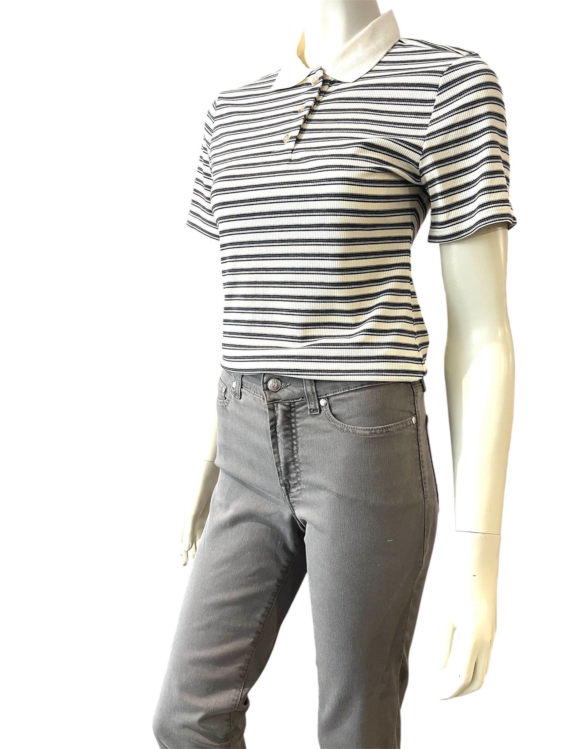Capri buks fra Jonny Q – model P1390 Berlin i grå tech denim med lynlås