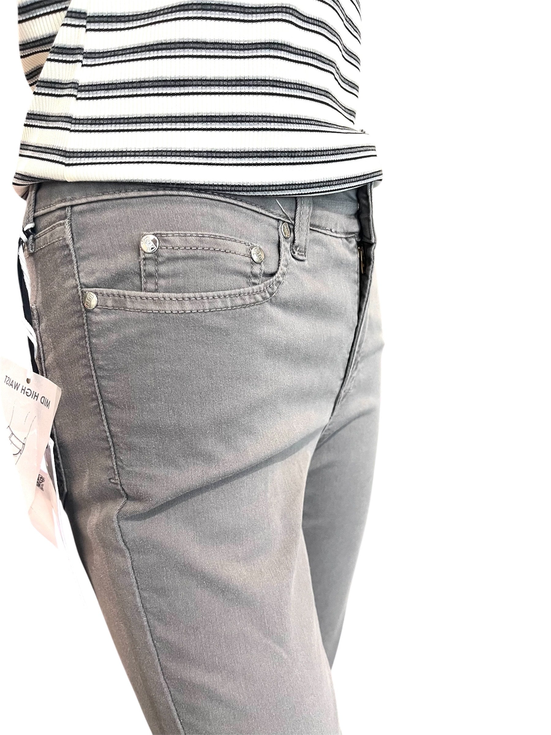 Grå capribukser med stretch og sporty detalje – Jonny Q Berlin model