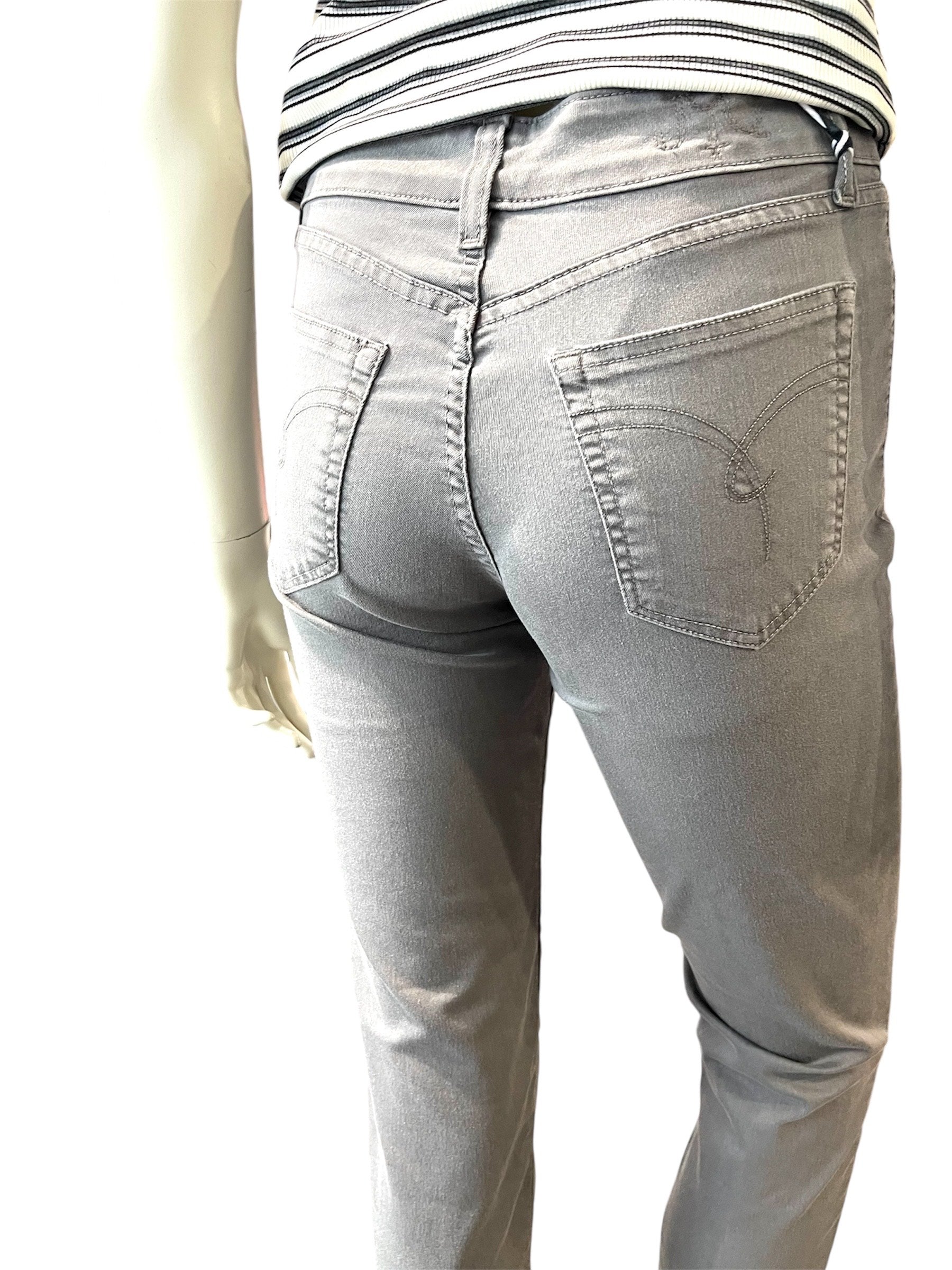 Italienske damebukser i caprilængde – Jonny Q tech denim P1390