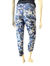 Jeans med lynlås ved benet – Jacky Denim Flower P1161 fra Jonny Q