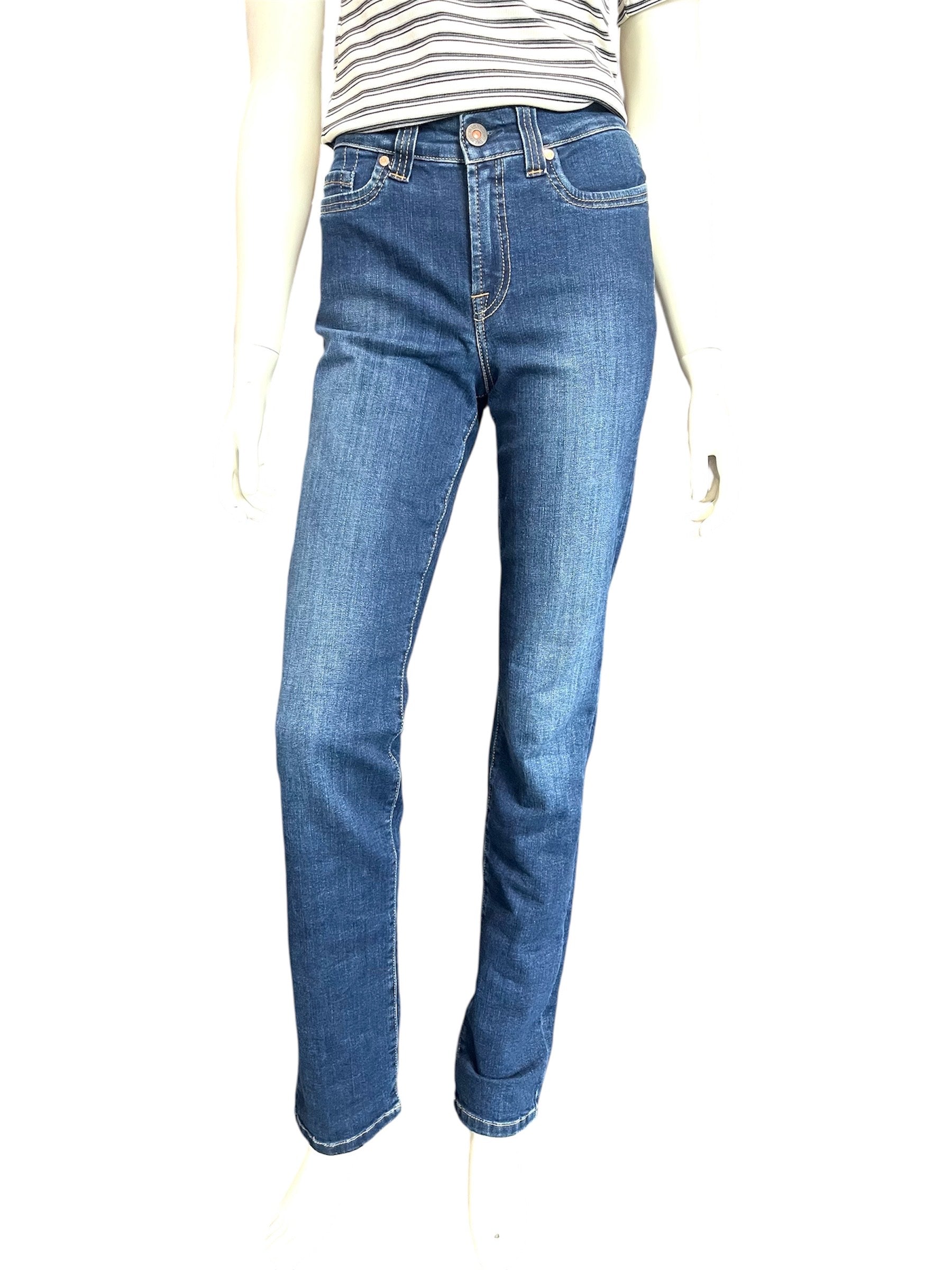 Catherine jeans fra Jonny Q – model P682AC i dark destroyed med stretch og fem lommer