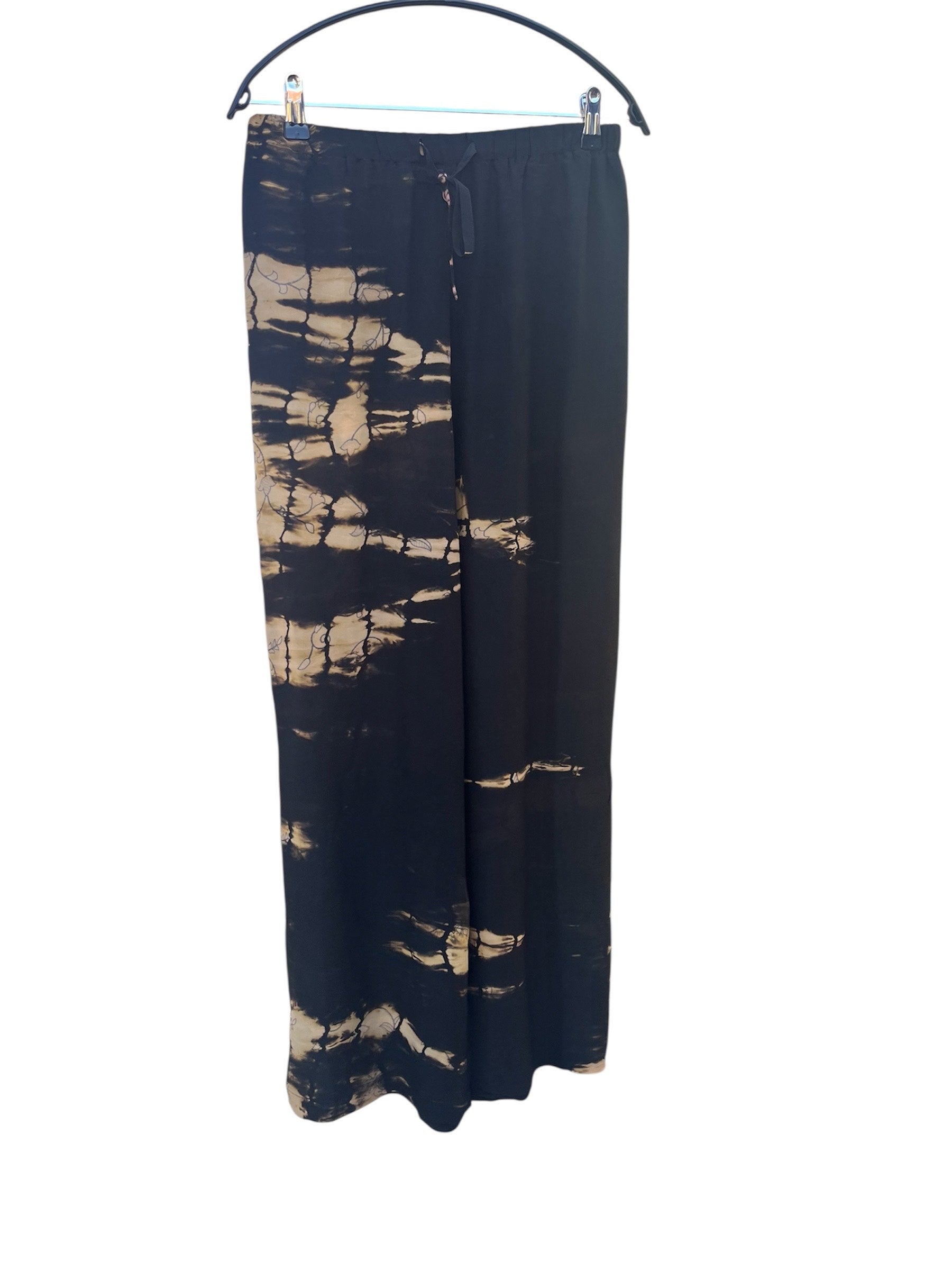 Cofur Sophie Pant S67 – sort/gylden unika silkebuks (S/M)