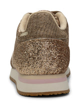 Glitrende sneakers i ruskind og tekstil til damer