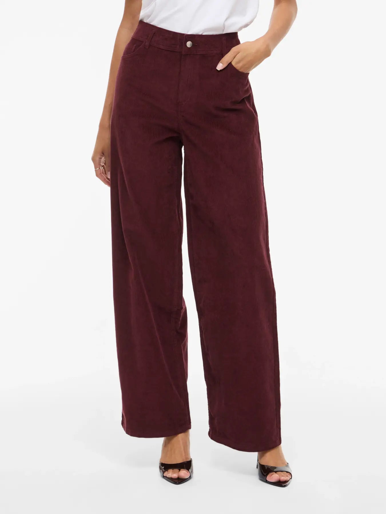 VIGUNA HW Corduroy Pants fra VILA i farven Plum Wine set forfra