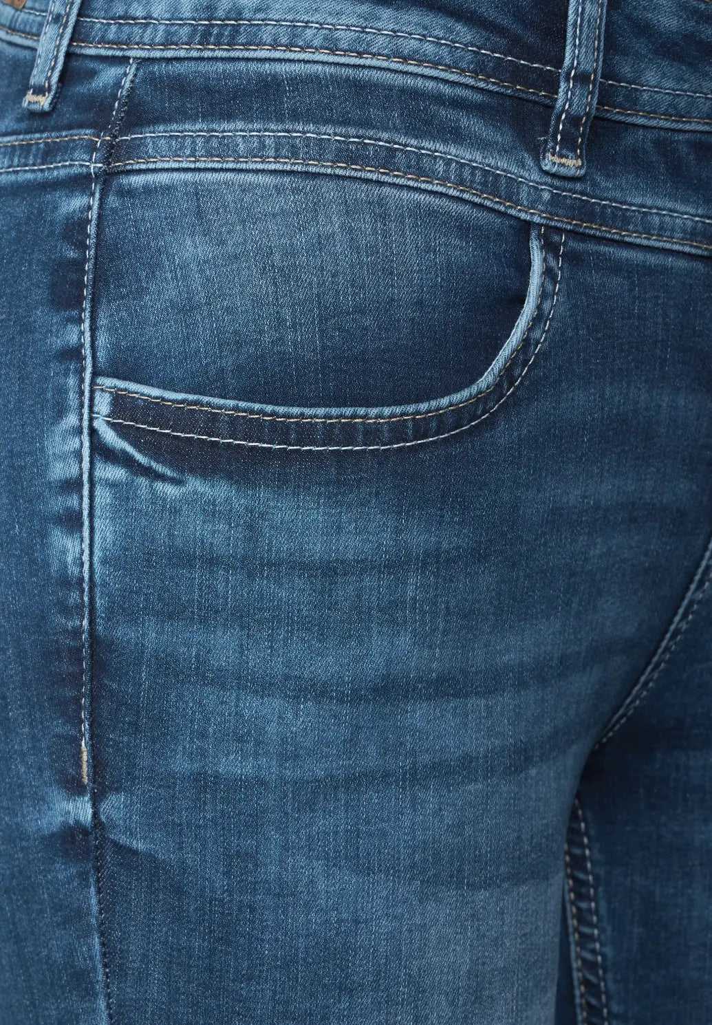 Detalje: dobbelt knap, lynlås og 4-pocket – York HW 376181