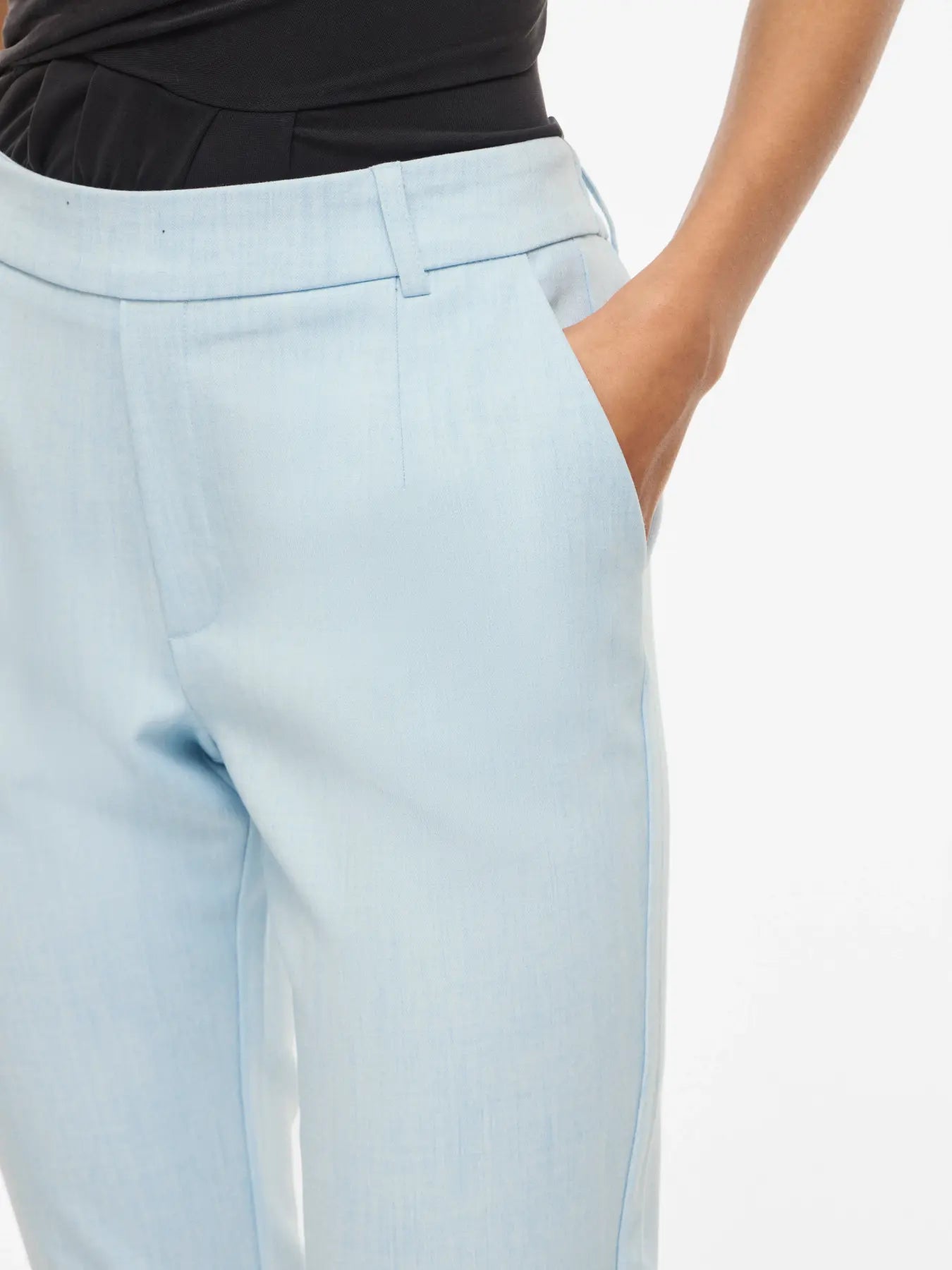 Slim fit damebukser lys meleret moderne stil